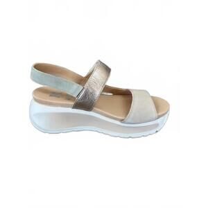NEW CALLAGHAN women's pesca shoes in beige